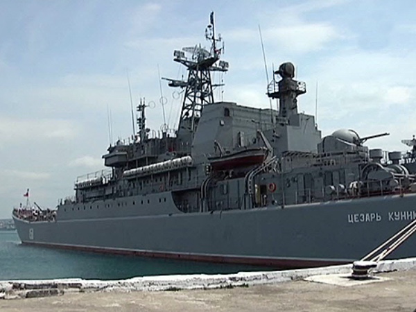 UAWire - Russian Landing Ship Conducts Combat Shooting Drills In The ...